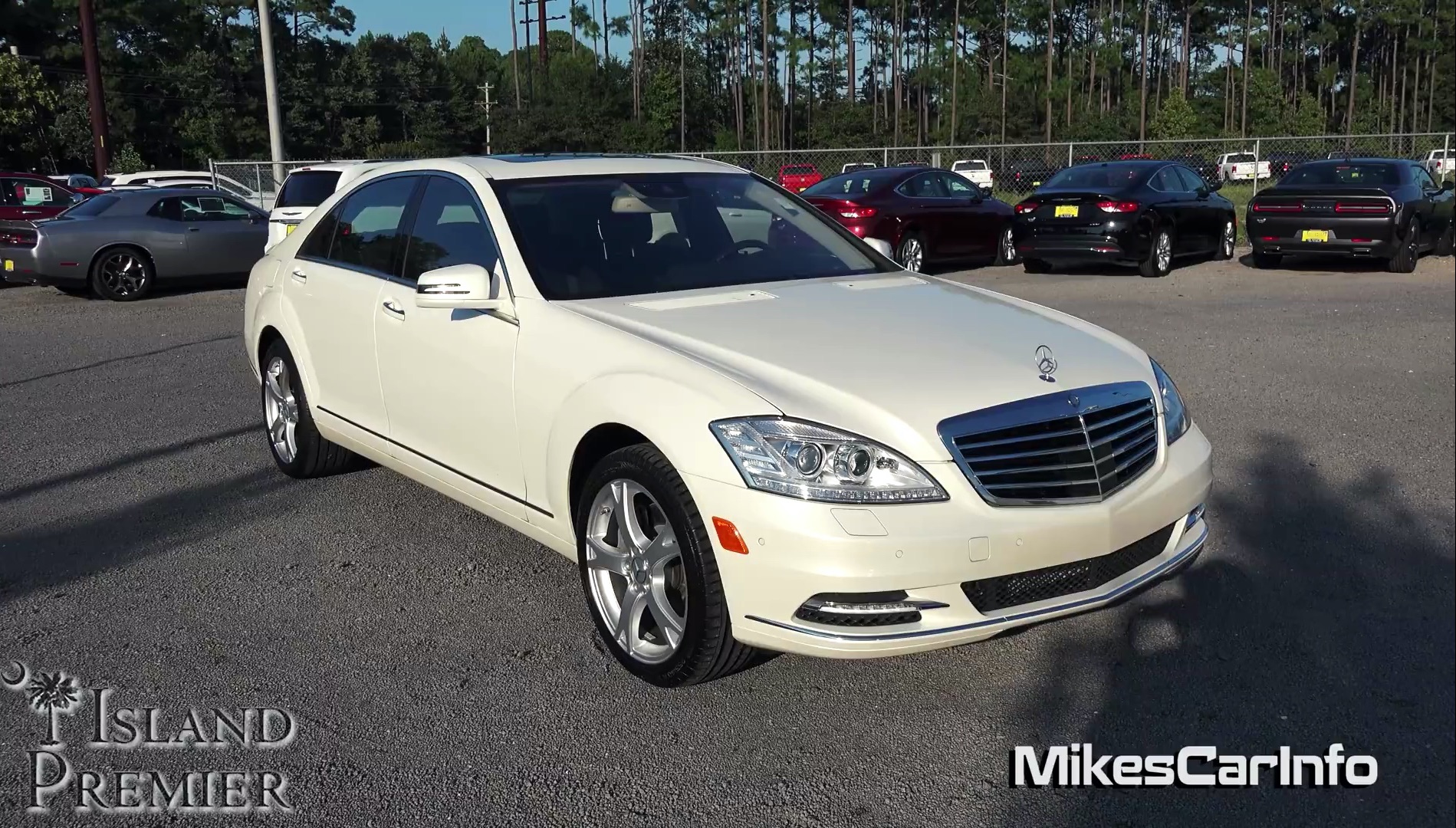 2013款 梅赛德斯-奔驰s级 (美国版) s550 车型展示