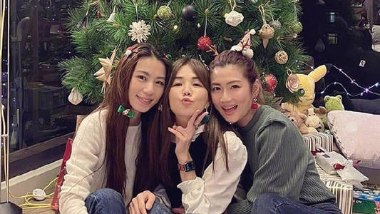 she圣诞合照,爱了爱了