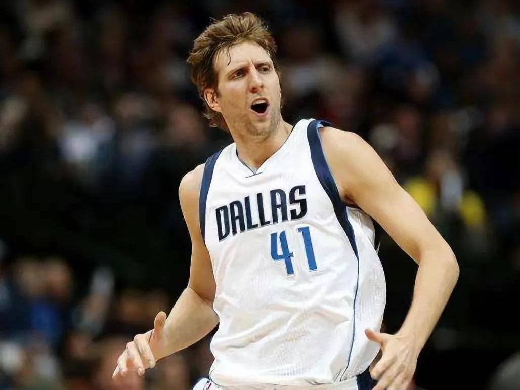 2011年总决赛g6,诺维斯基21 11终圆冠军梦!