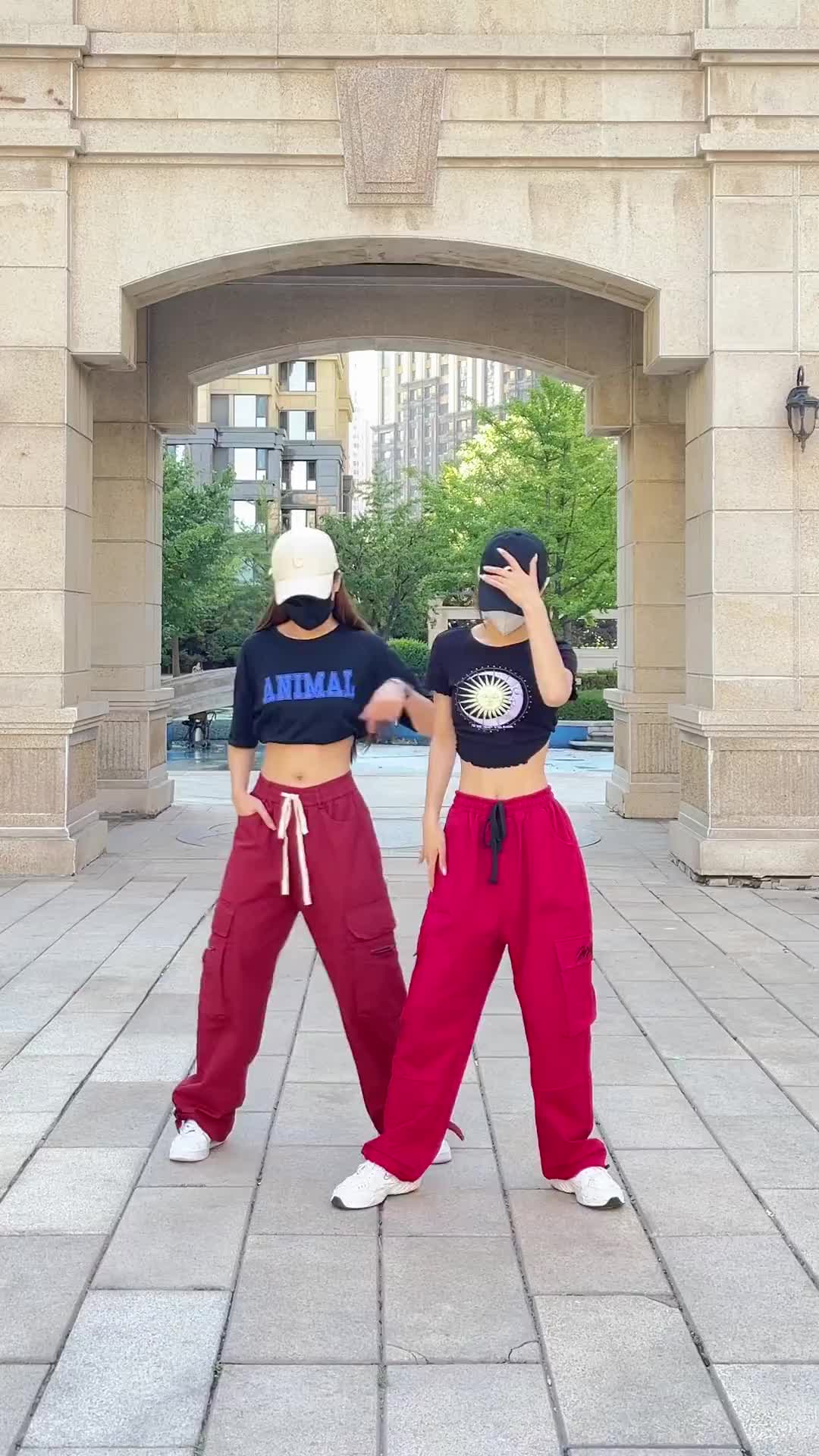 气氛组已到位打糕舞dou来跳舞抖音小助手