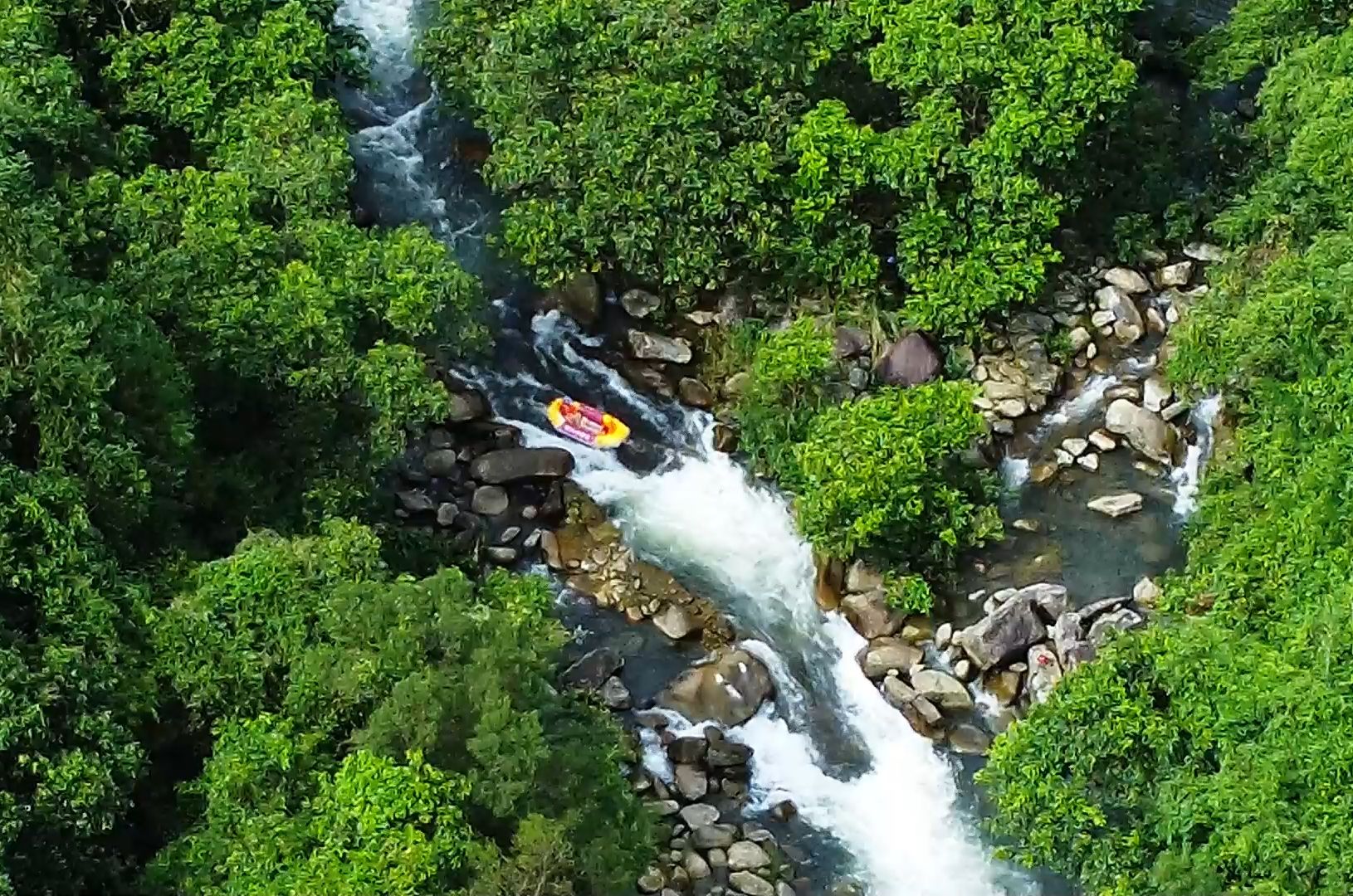 [vlog]广西东兴野人谷漂流
