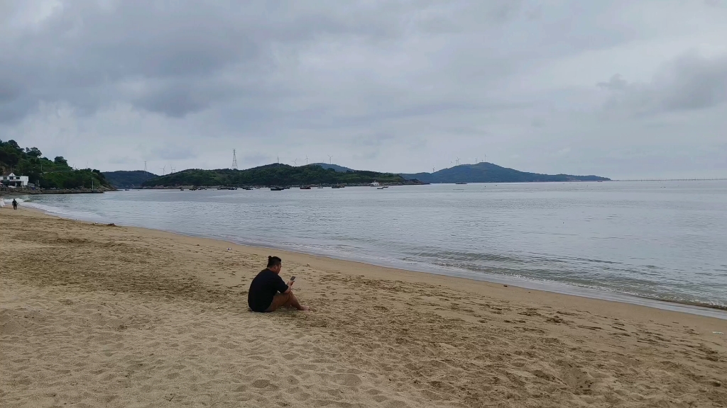 想去海边放松心情