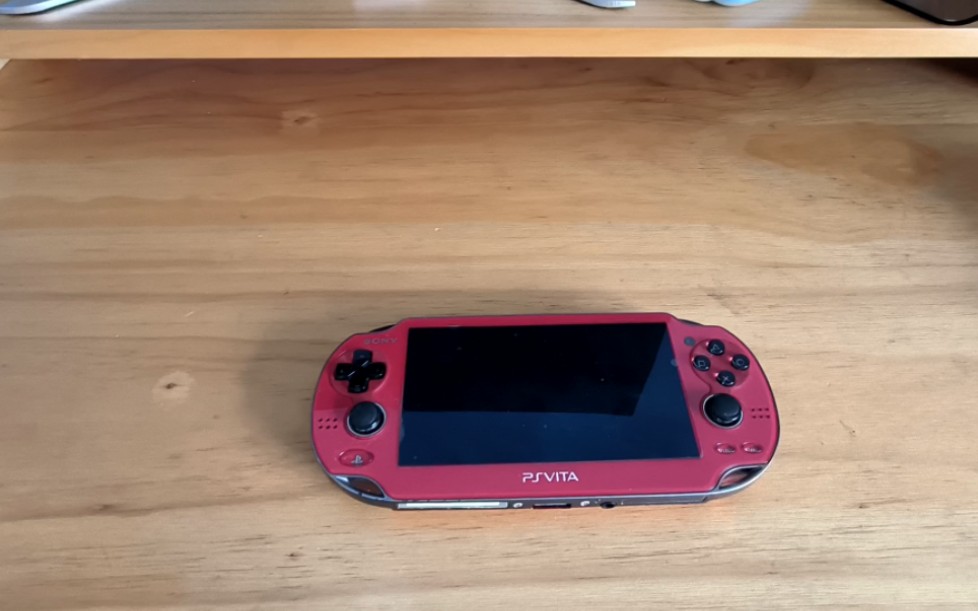 (psv开录)索尼掌机 psv1000红色 智能游戏机