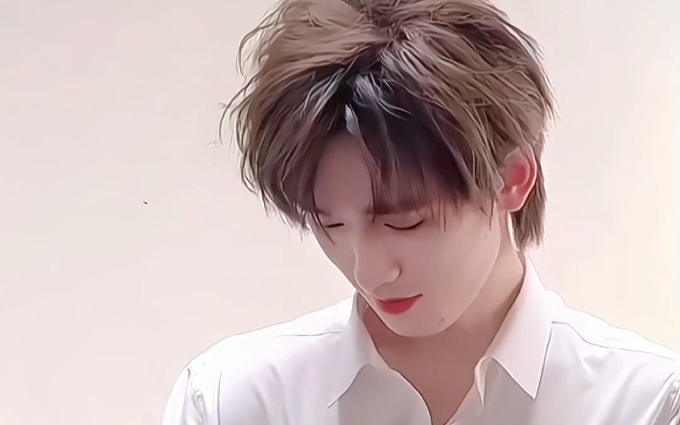 【宋亚轩】我直接亲鼠