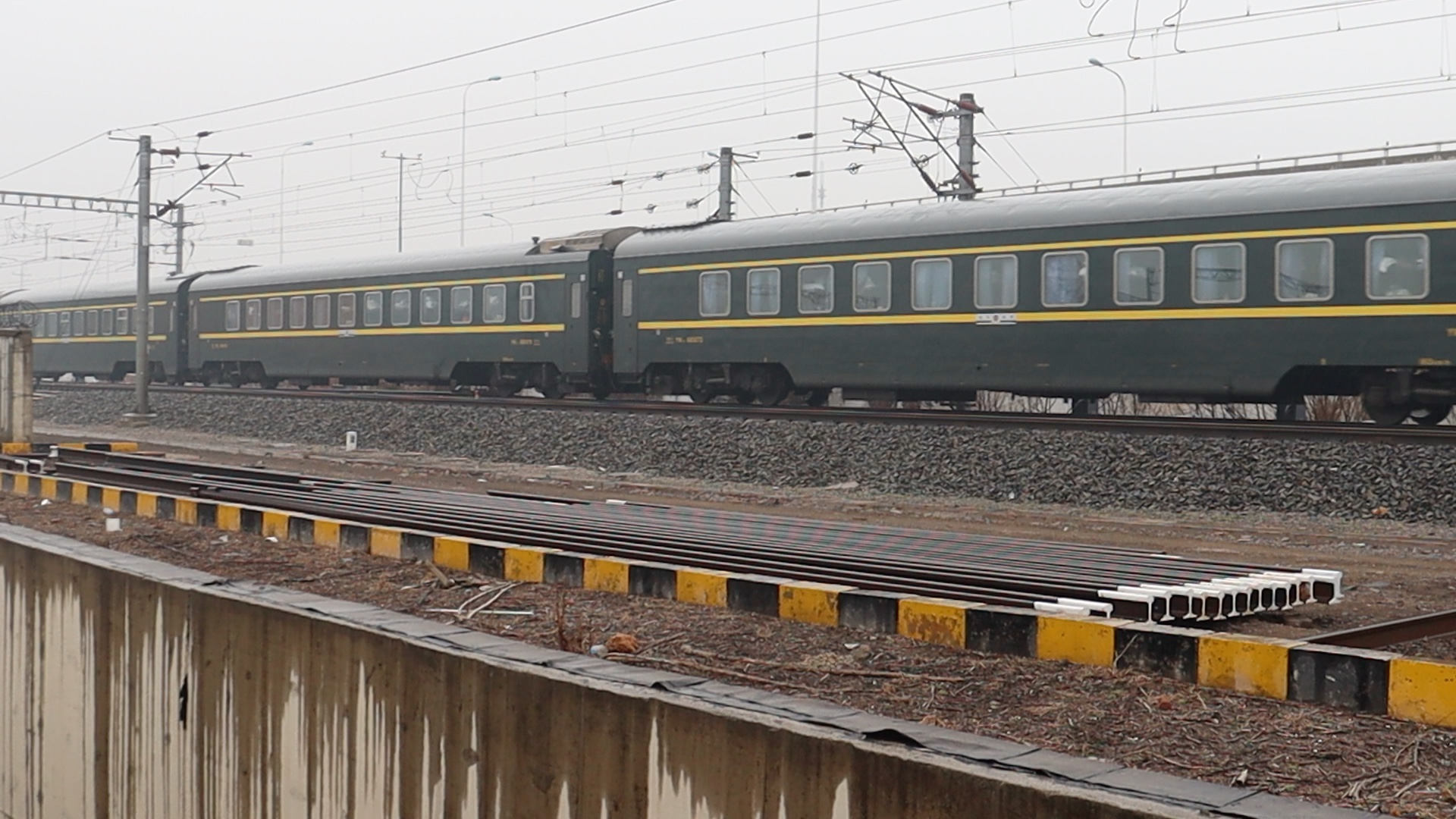 3月12日z282次天津西发车