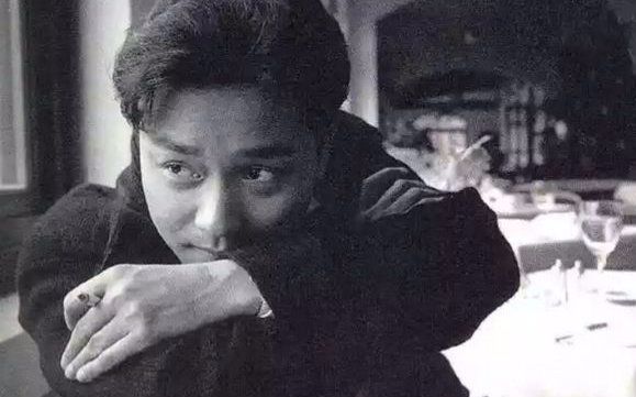 暴露年龄的歌单 用或其他应用扫描二维码 点赞 视频内严禁低俗空耳