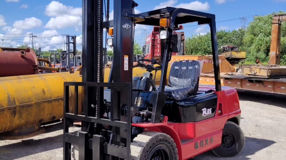 刚到家杭州3.5吨4米门架叉车转让价格实惠,二手杭州叉车