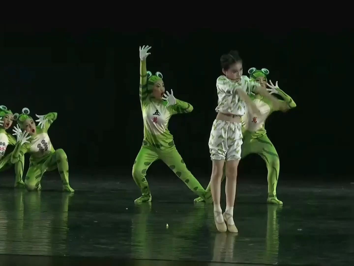 少儿舞蹈 青蛙主题 编号8942作品