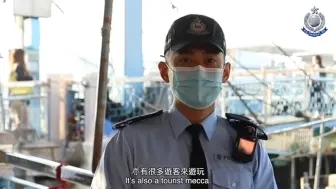 Descargar video: 【HKP 香港警察】大屿南警区军装巡逻小队• 《同行一天》