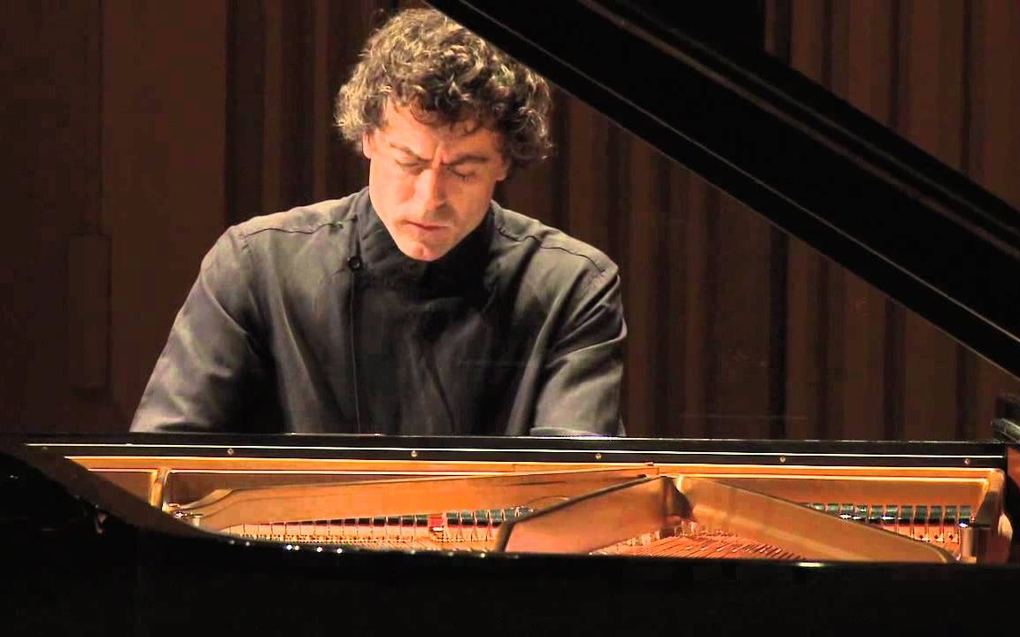 [图]钢琴 Paul Lewis - 舒伯特 三首钢琴小品其二 Schubert Klavierstücke in E-Flat Major D. 946 No. 2