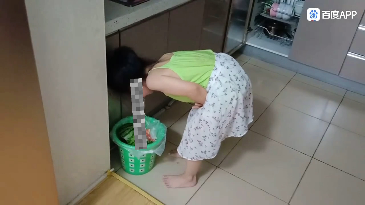 苒苒吐了