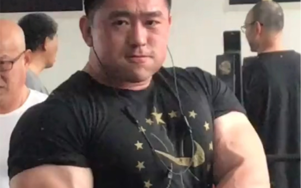 经典壮熊Justin Morinetti