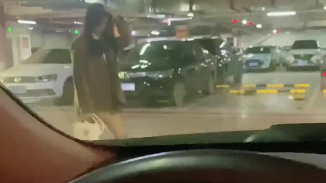 黑丝为什么不让用手摸？