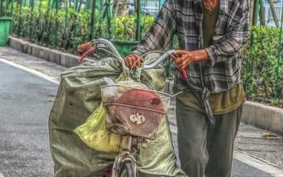 吃得苦中苦,方为人上人,我并不想做什么人上人,可这世间疾苦照样没能