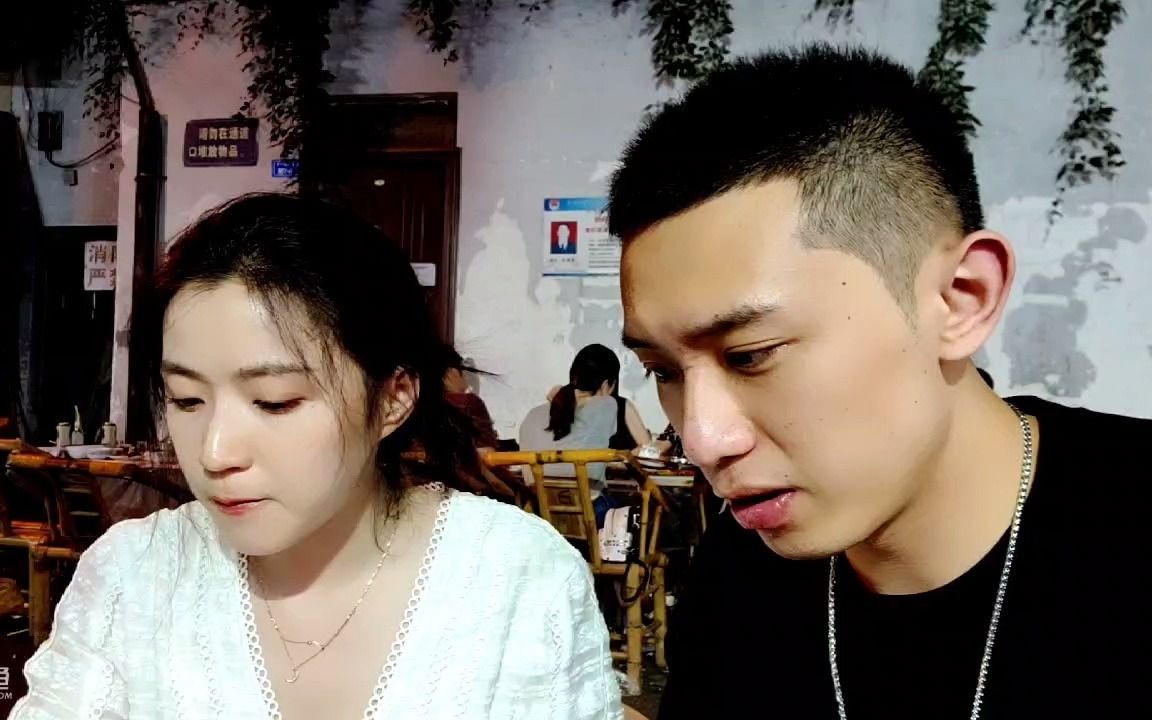 td丶正直博_2021-06-29 22时39分【成都】带潘娅买衣服_哔哩哔哩_bili