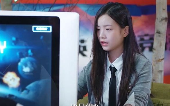 哥哥带妹妹第一次玩游戏,没想到妹妹一战封神!同学两亿岁