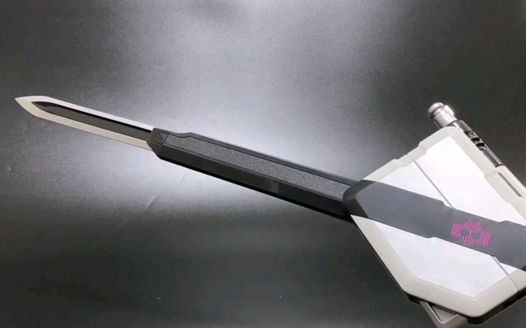 日本玩傢介紹假面騎士decade專屬武器裝備99中國山寨貨盜版騎士槍刃