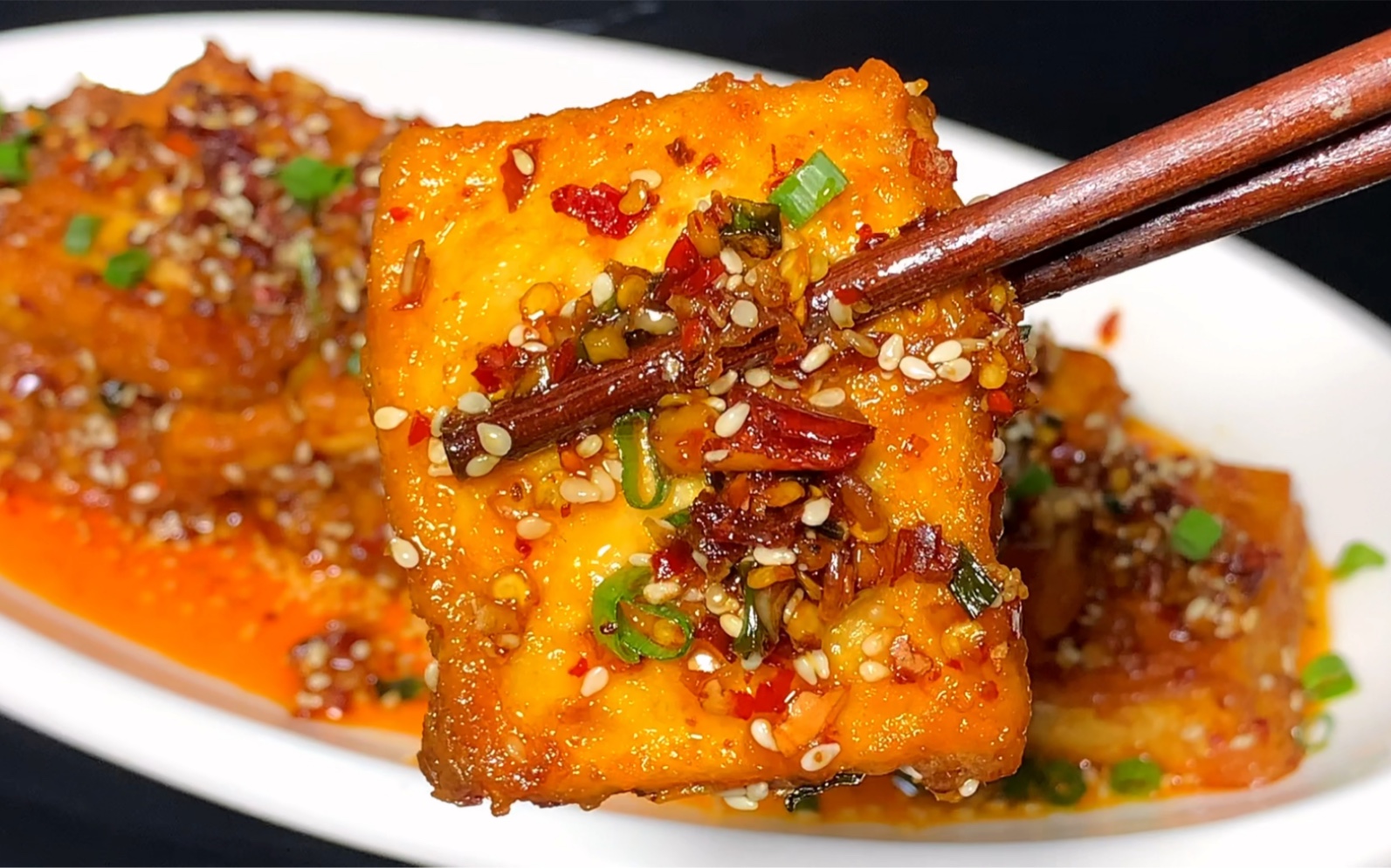 千万别做这个豆腐,一锅米饭都不够吃,要上一口就爆汁,太好吃了