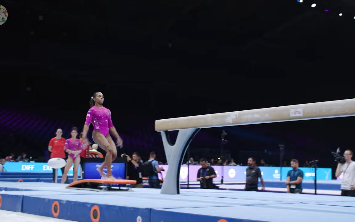 Shilese Jones (USA)  BB  Podium Training  2023 World Championships Antwerp哔哩哔哩bilibili