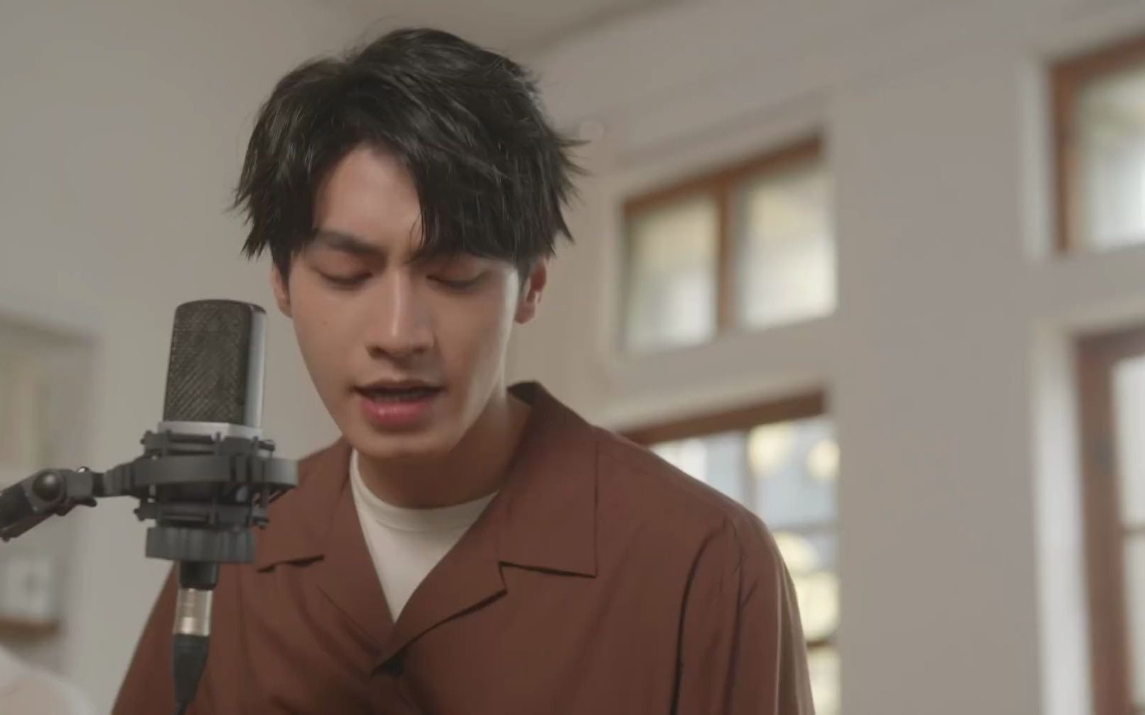 [图]宋柏緯 & 孫可芳《Maybe Maybe》 × 電視劇 【若是一個人 I Myself 】主題曲 by 椅子樂