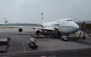 Скачать видео: 伊朗航空波音747SP吉隆坡离场