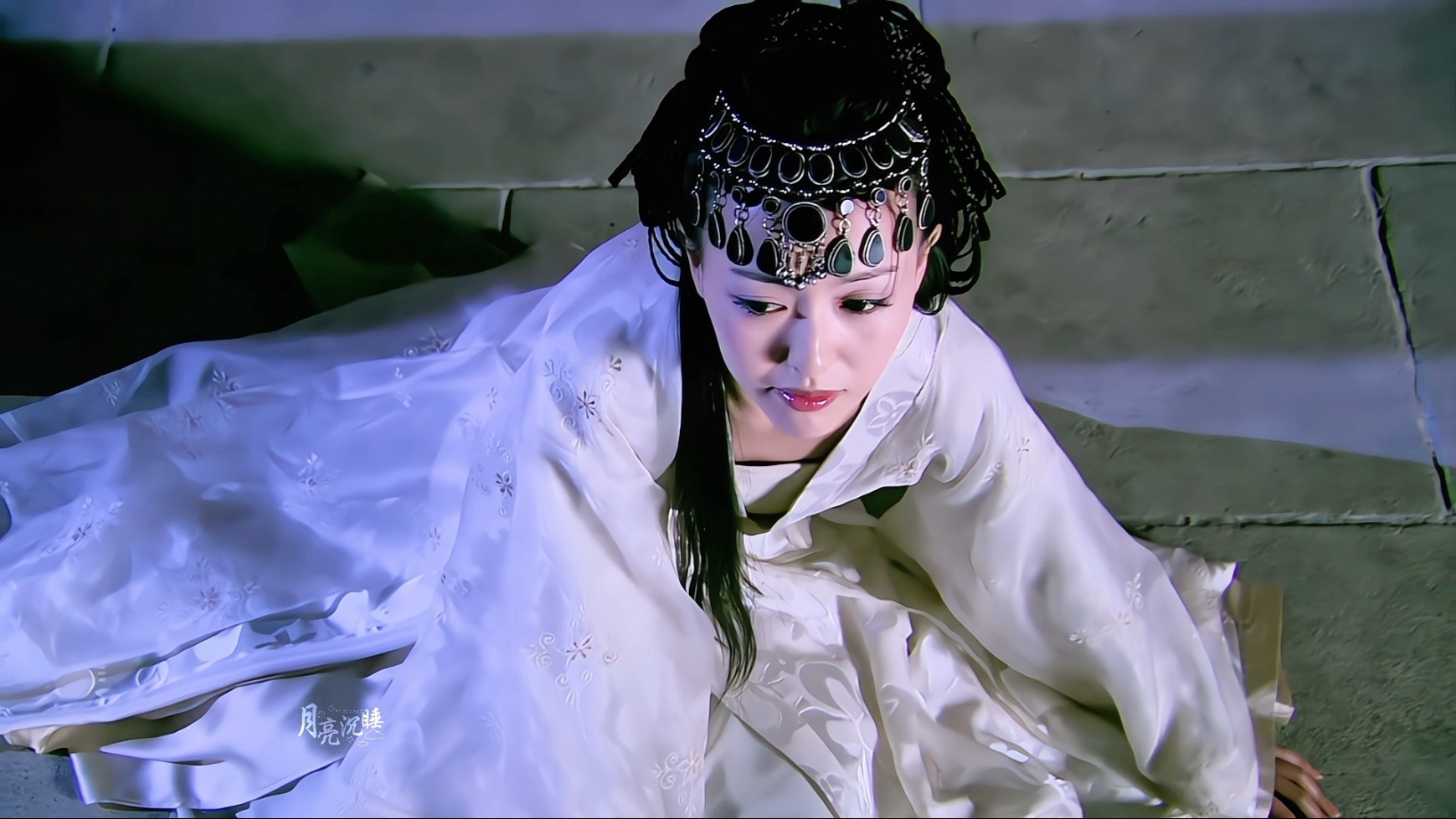 紫萱的这组妆造当年惊艳了多少人呢!