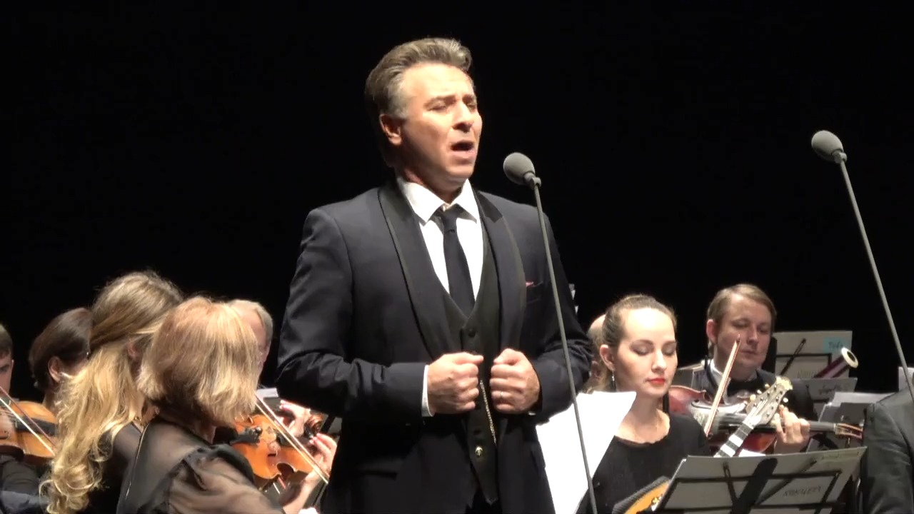 阿兰尼亚《柔声倾诉》电影《教父》主题曲 2016年12月22日  Roberto Alagna  Parla pi㹠piano哔哩哔哩bilibili