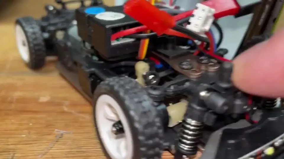 mini Hoon RC Drift Truck - Drift in your house! 