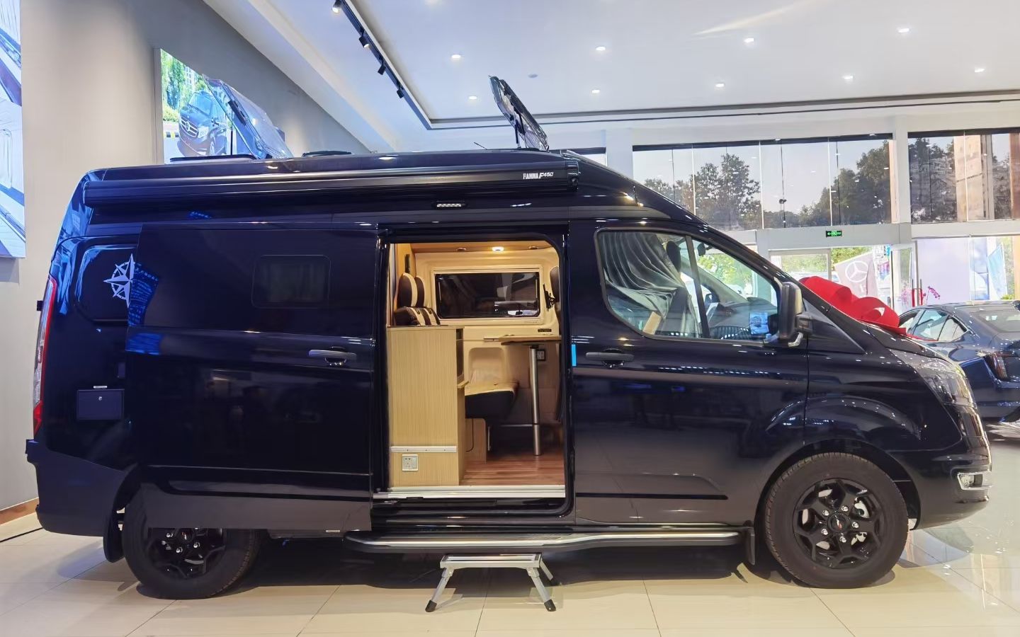 21款福特新全顺b型房车 瑞弗启界r500最新详情