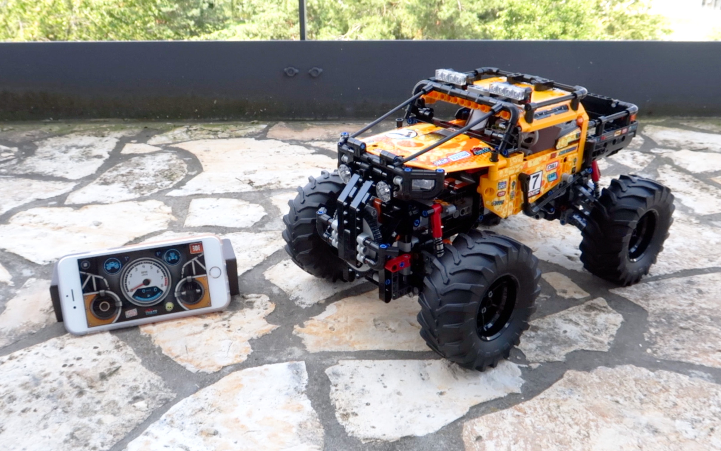 乐高42099 rc x-treme 首款手机app遥控的4x4极限越野车 | 巴特曼动手