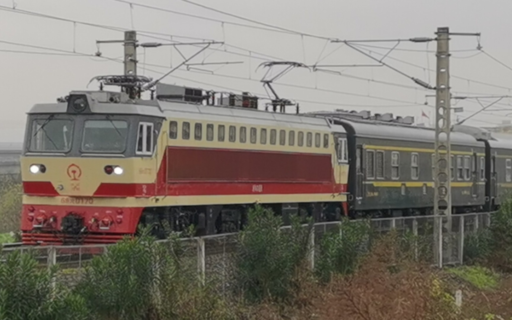 轮轨声福利ss7c0170牵引k4066次重庆厦门北接近团结村站