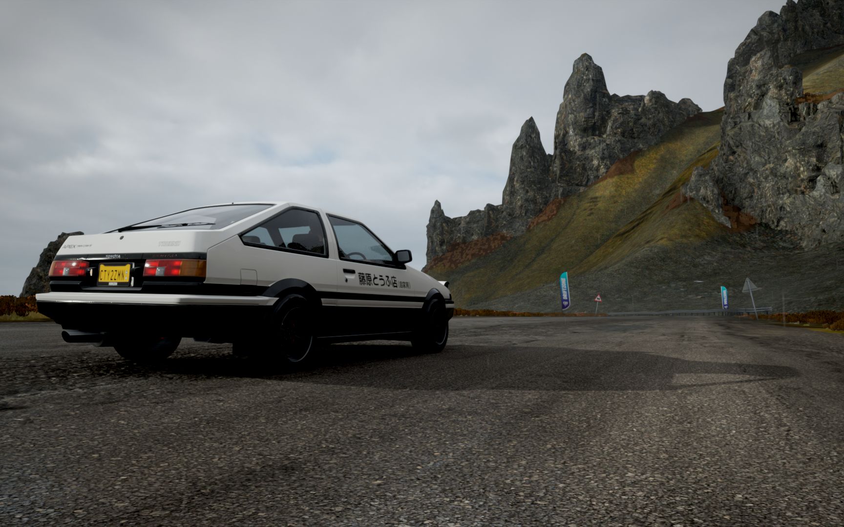 练了一晚上漂移 极限竞速:地平线 4 ae86上山送豆腐