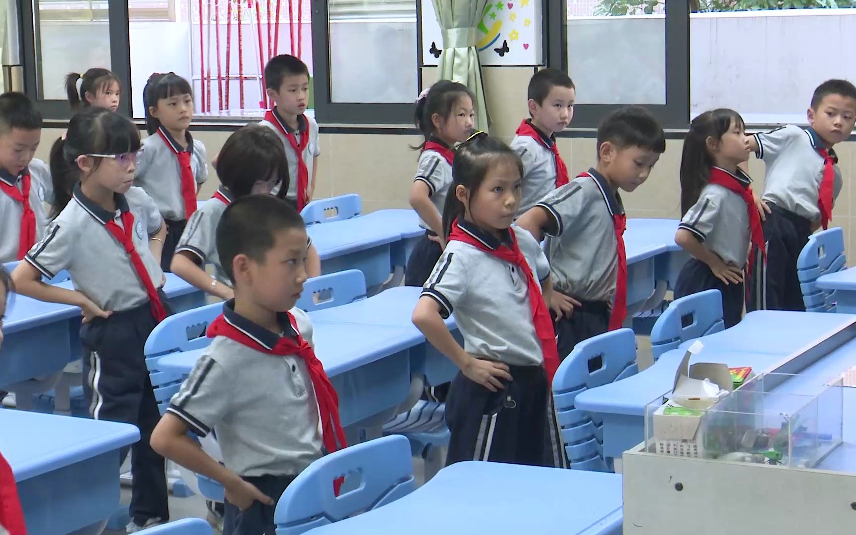 东莞市东城花园小学室内大课间