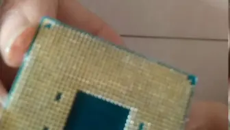 尝试让自检星主板通过CPU自检但是失败了