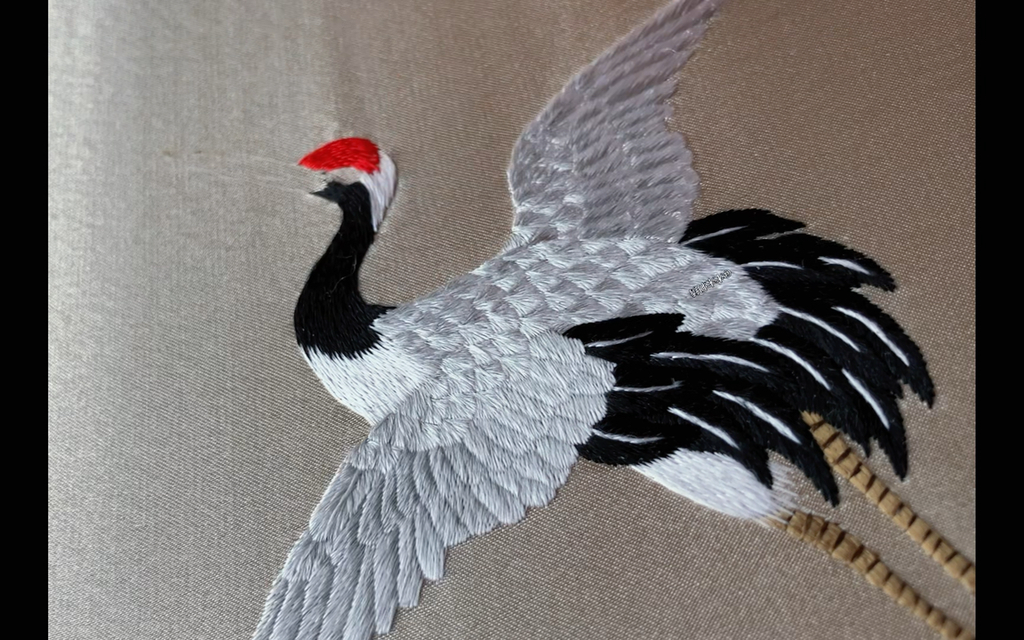 仙鹤刺绣:云锦霓裳,鹤舞九天