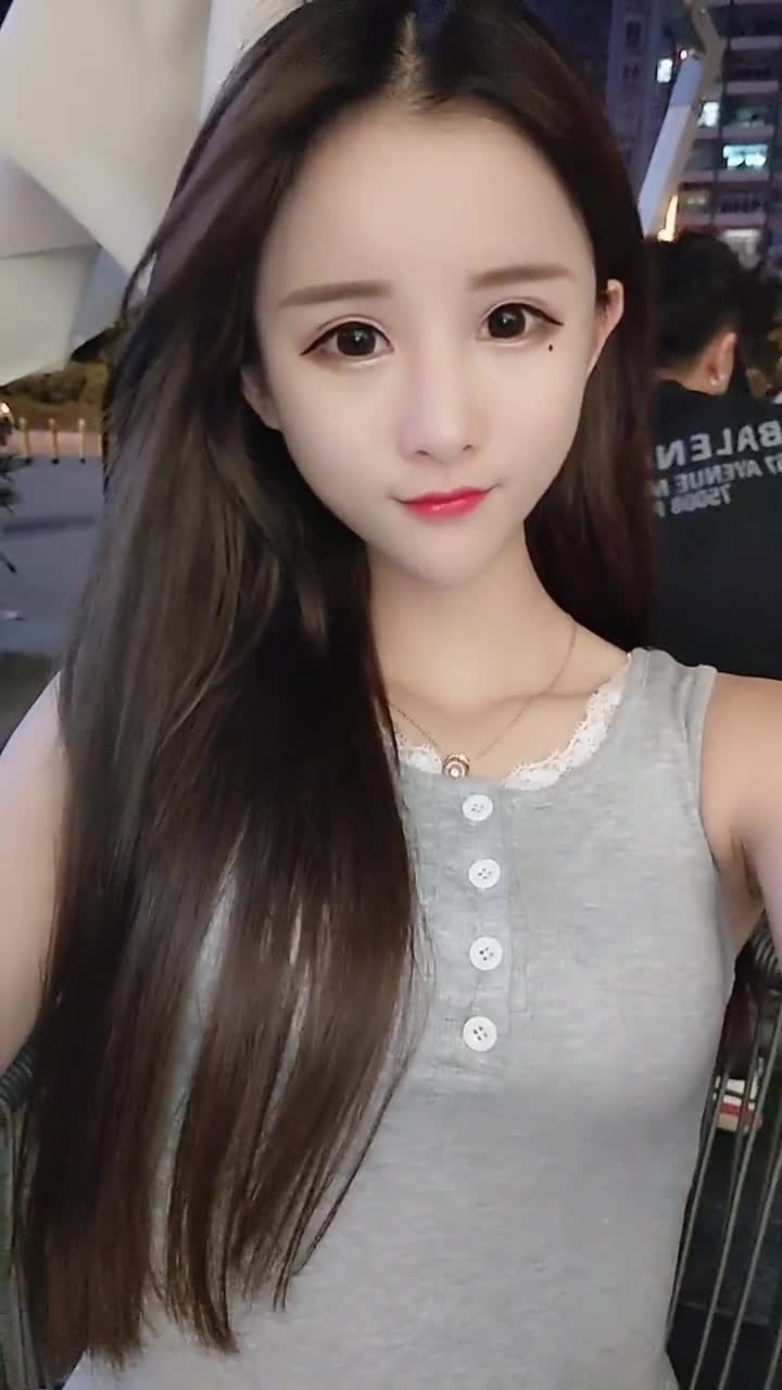 00后小姐姐爱了吗?