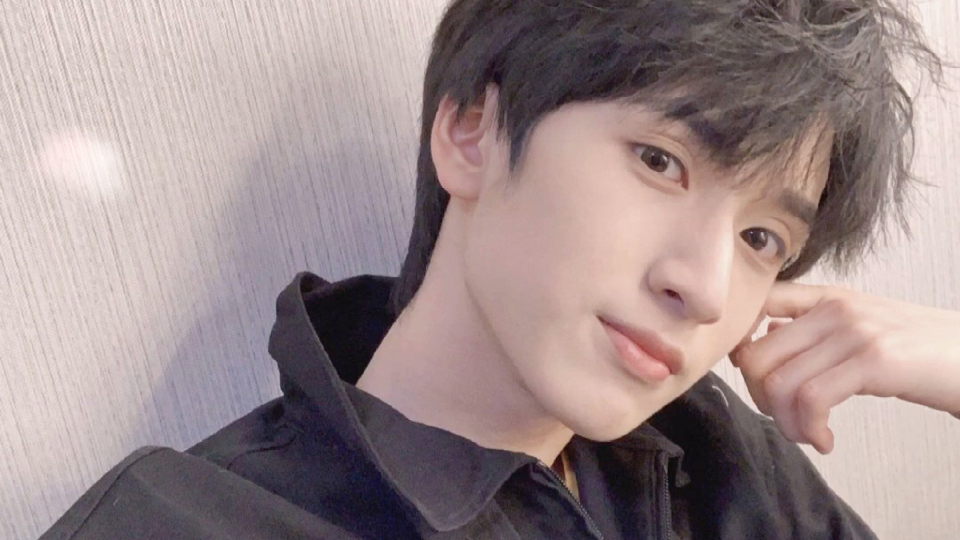 时代少年团严浩翔--永恒的侧脸92