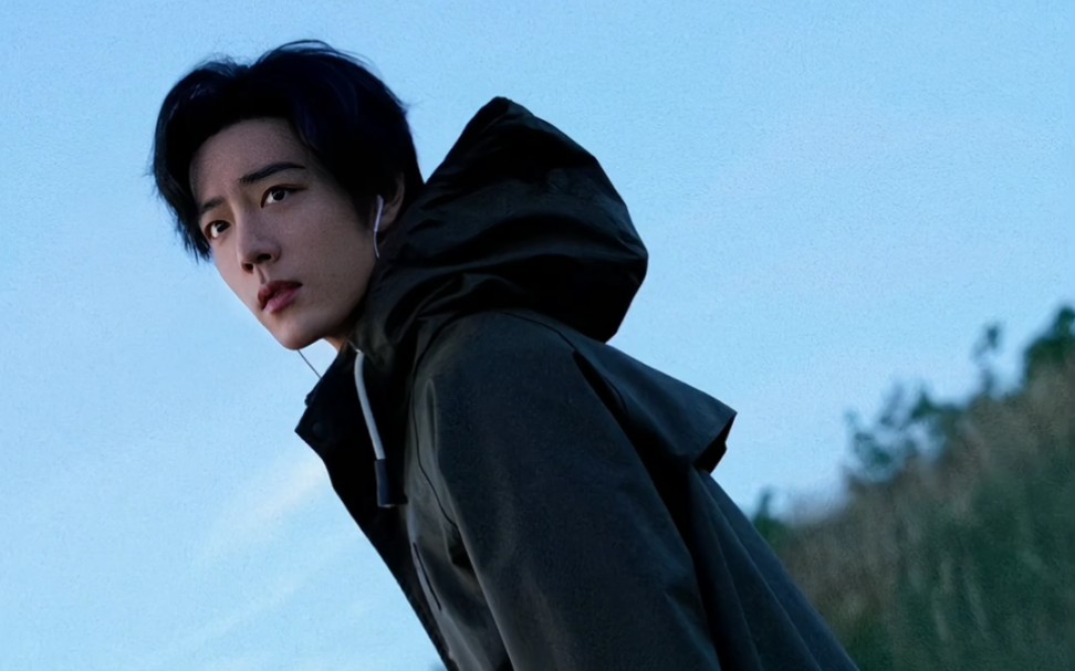 你转身向北,侧脸还是很美[肖战]