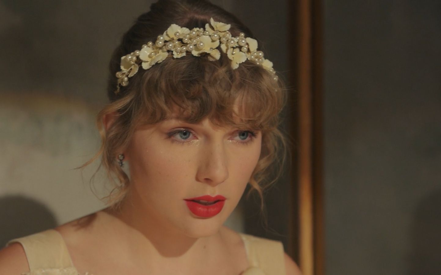 泰勒·斯威夫特 taylor swift 第九张专辑首单《willow》官方mv 新专