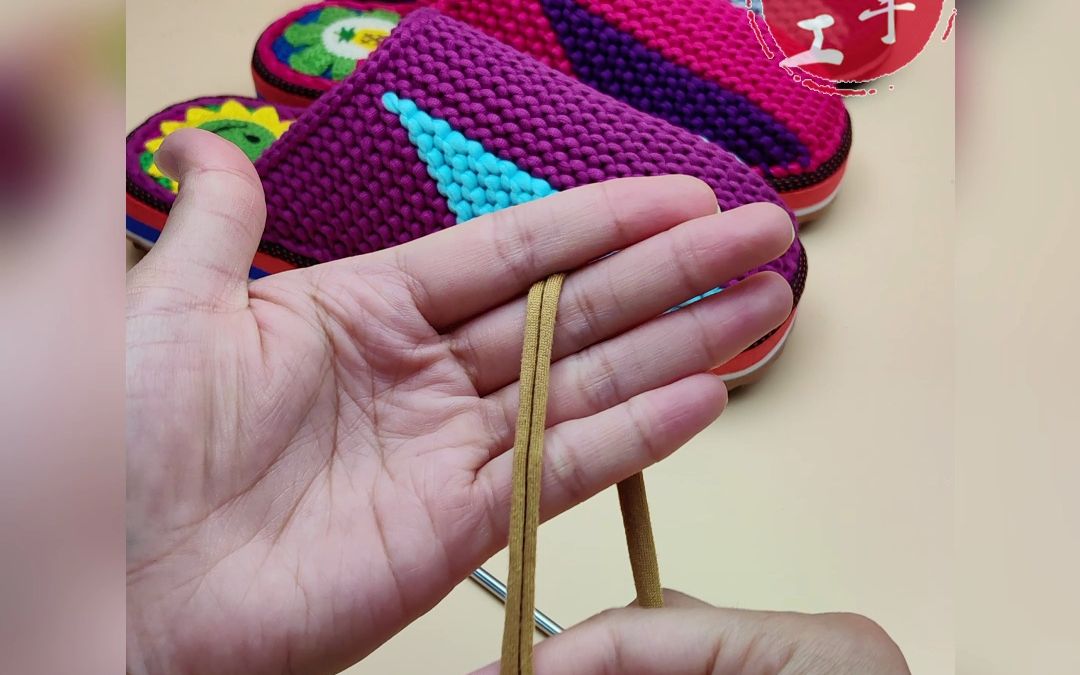 巧手女工编织坊布条线拖鞋起针视频教程