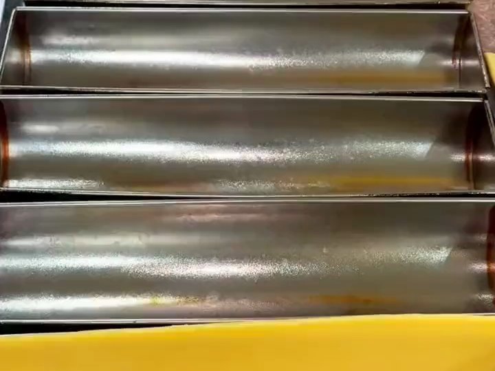 我妈给我三十万生活费，却不给我密码，还反过来指责我拿到钱就想着败家挥霍