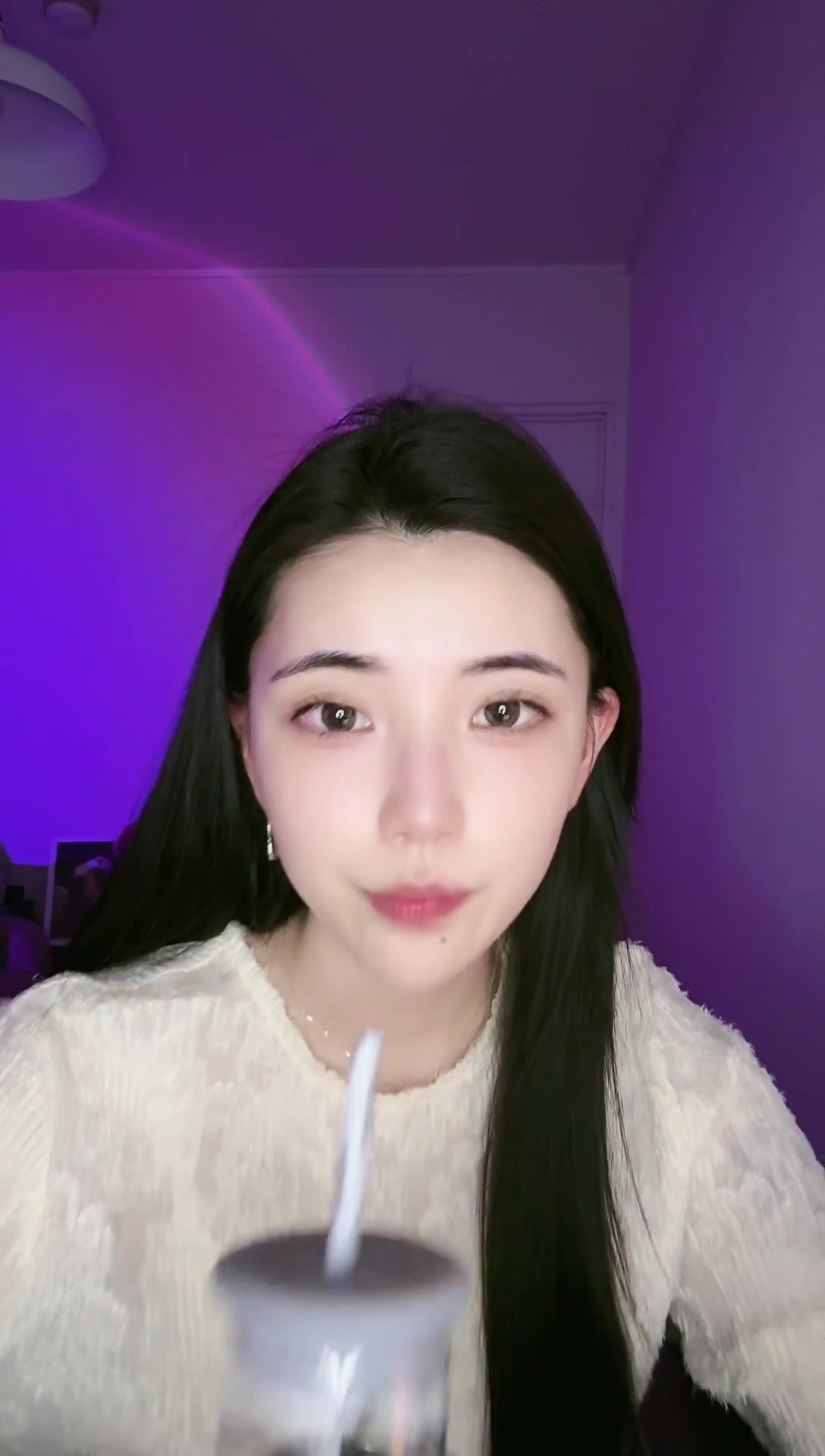 【洪珮云】不想化妆 2024年01月25日23点03分