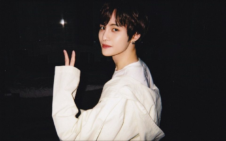 威神vwayv刘扬扬快乐男大学生威人的共享儿子