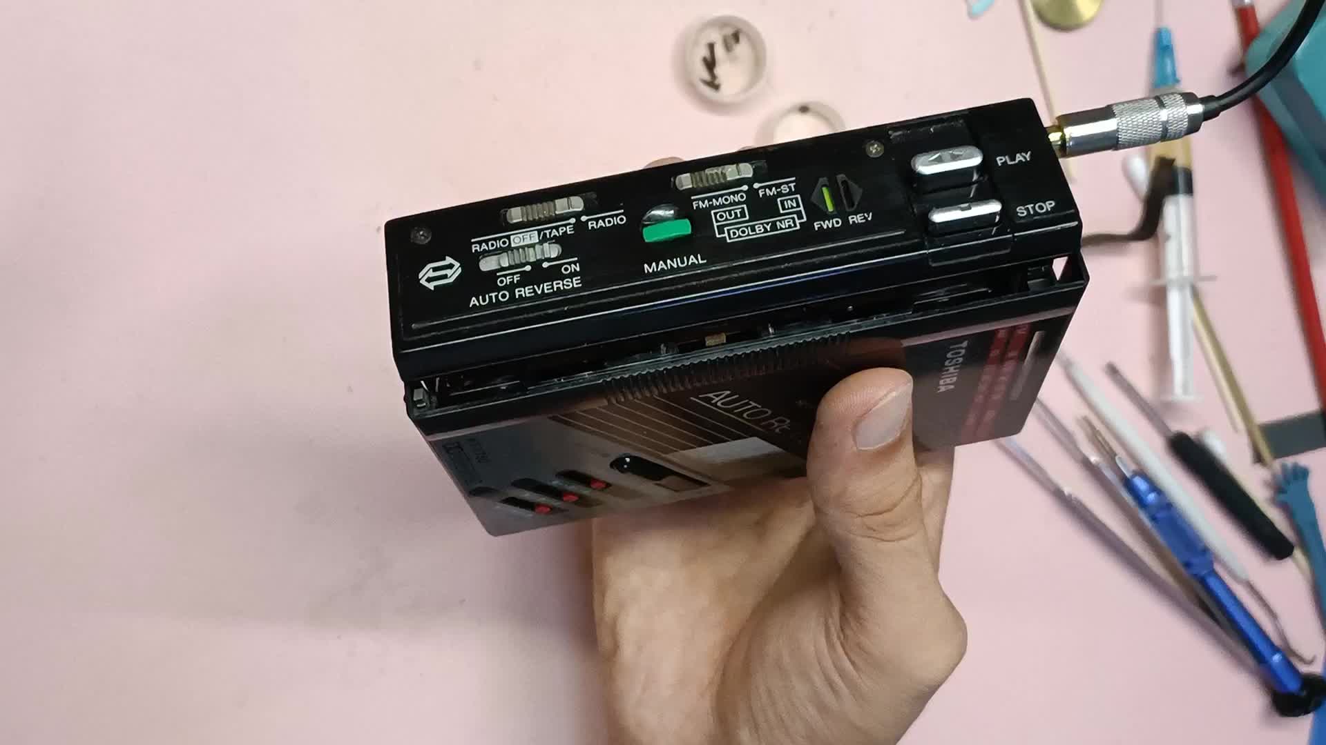 东芝kt-v750磁带随身听维修测试,播放韩宝仪磁带.东芝随身听专业维修.