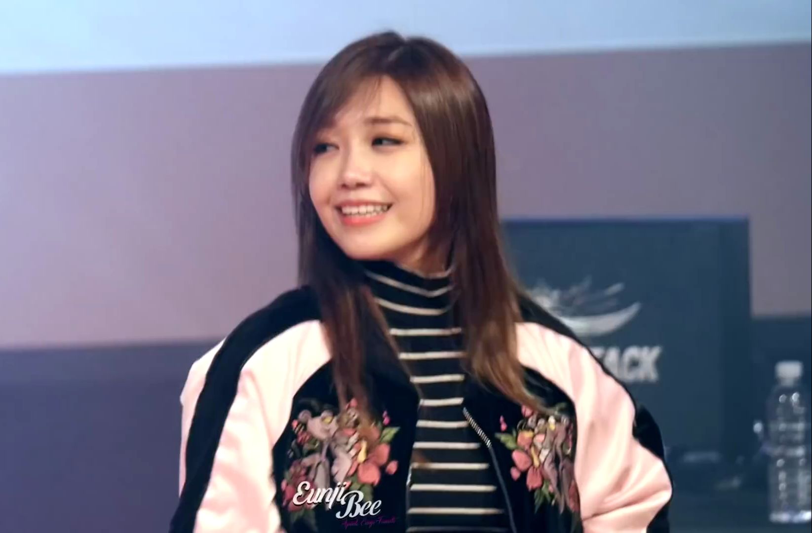 160213 apink 郑恩地. luv