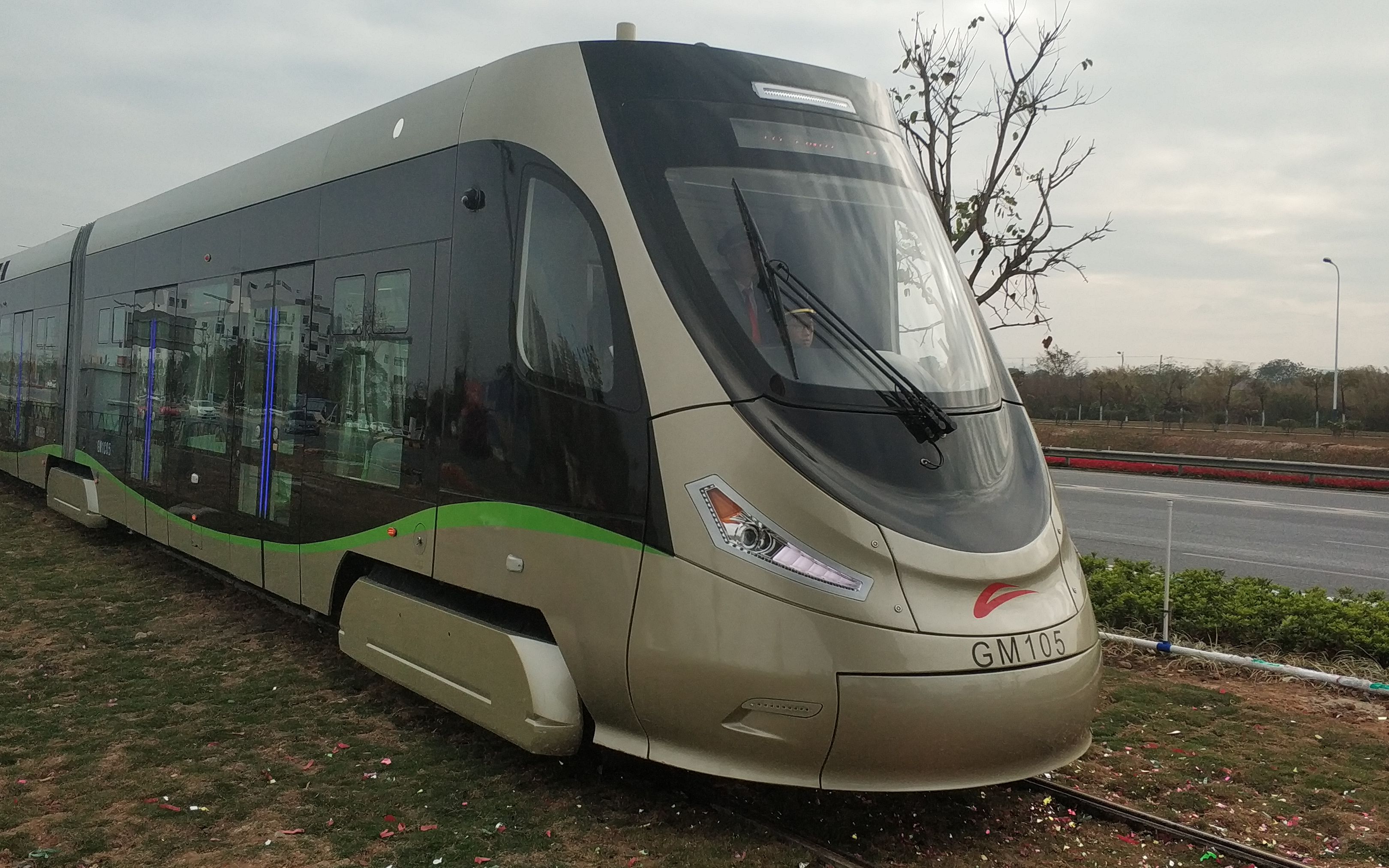 【高明有轨电车】沧江路站站前折返