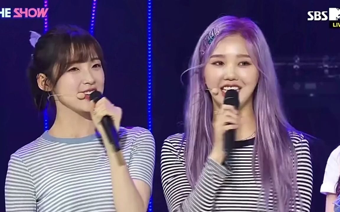 4代女团oh my girl新曲首获韩榜秀一位,成员表情一脸兴奋!