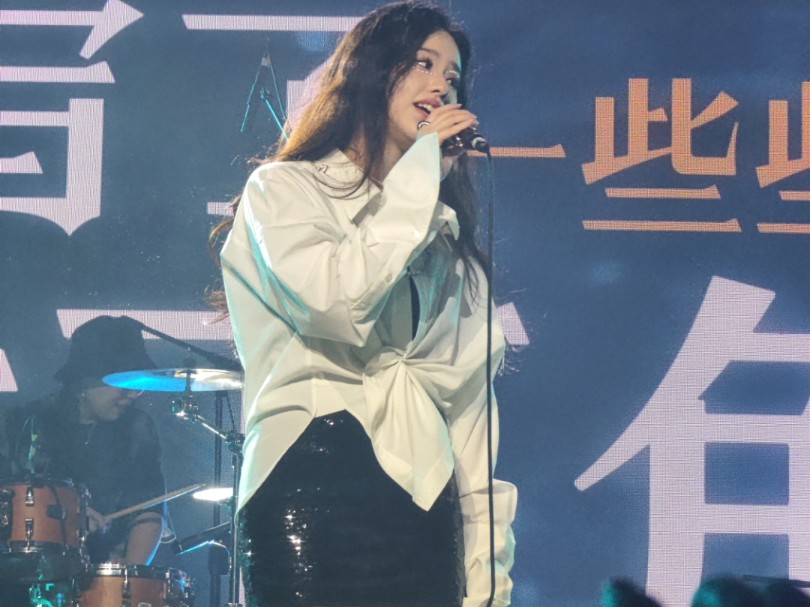 《报纸》孟慧圆5.