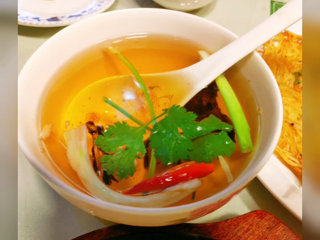 特色菜:青龙过海汤77洋芋丝饼01