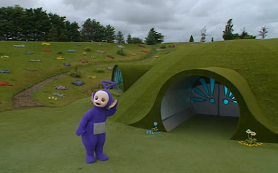 【天线宝宝英文原版】屋子里的奇怪响声